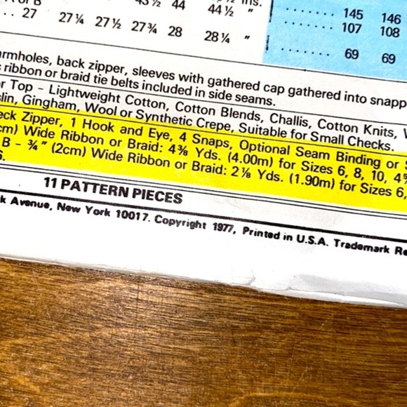 Vintage 1977 McCalls dress/top sewing pattern - Picture 3 of 7